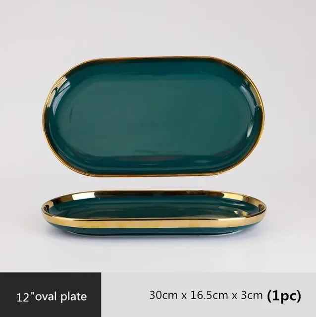 Green ceramic plate from 𝕄𝕔 𝕋𝕙𝕖 𝔹𝕝𝕒𝕔𝕜 𝔻𝕚𝕒𝕞𝕠𝕟𝕕�