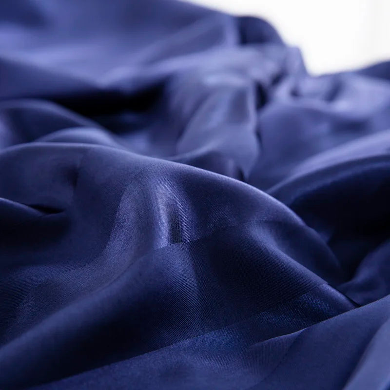 Luxury satin striped duvet cover set from 𝕄𝕔 𝕋𝕙𝕖 𝔹𝕝𝕒𝕔𝕜 𝔻𝕚𝕒𝕞𝕠𝕟�