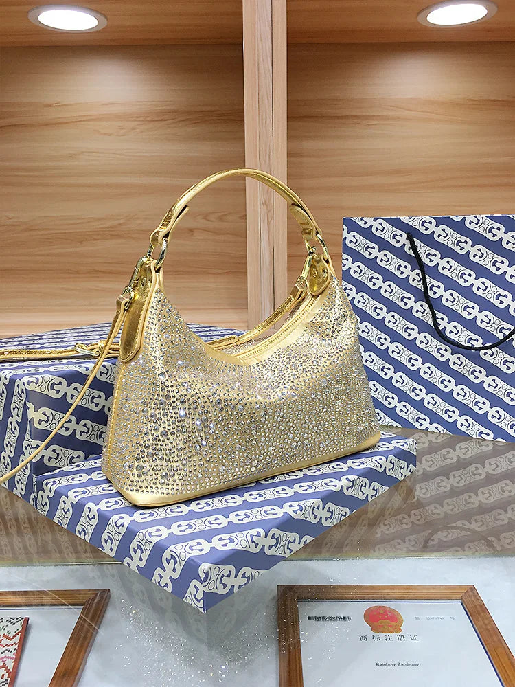 Womenโs shiny evening handbag by ๐๐ ๐๐๐ ๐น๐๐๐๐ ๐ป๐๐๐๐ ๐๏ฟฝ