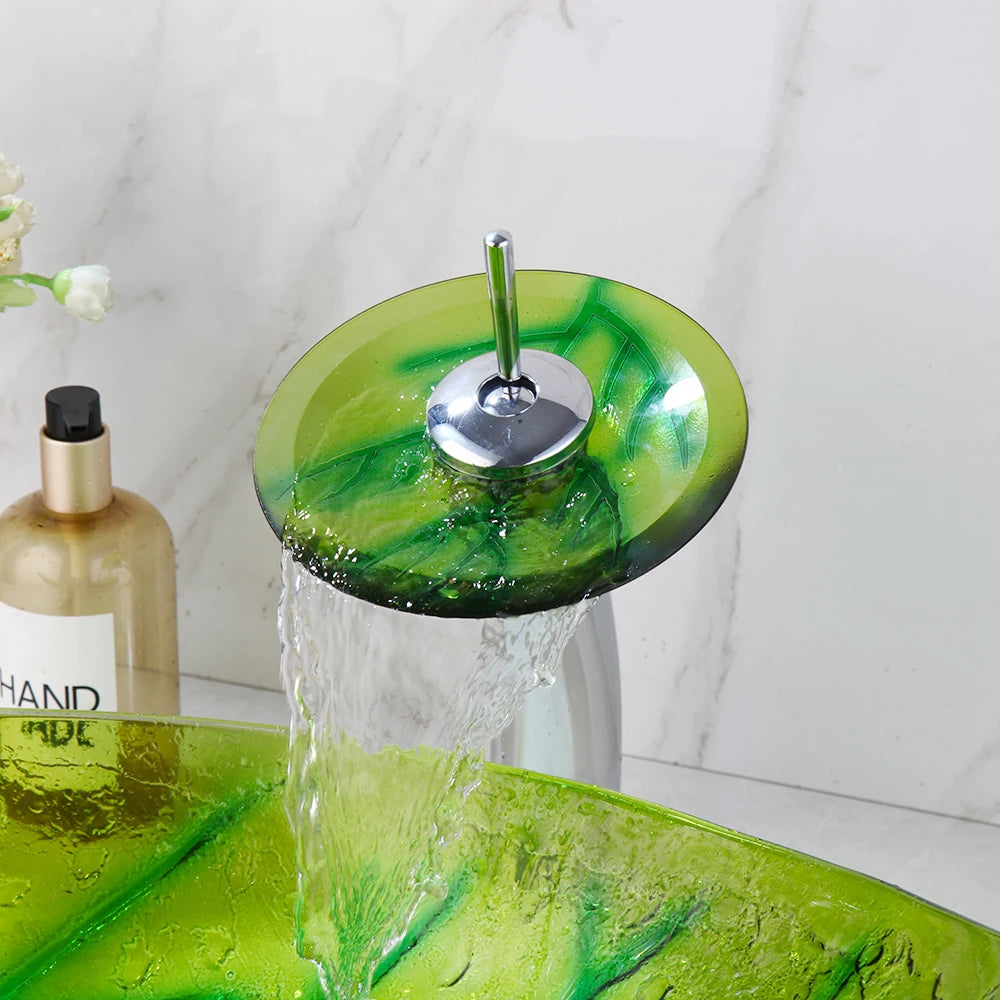 Green leaf-shaped vessel bathroom sink by MC THE BLACK DIAMOND, showcasing a stylish and modern design for contemporary bathrooms.