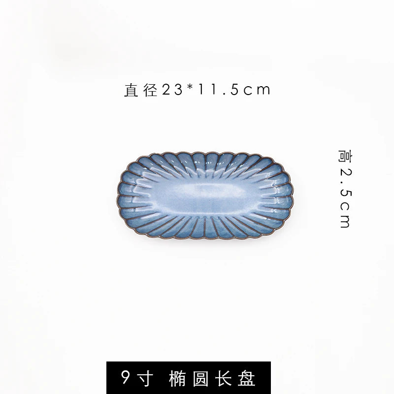 Retro ceramic dinner plate by ๐๐ ๐๐๐ ๐น๐๐๐๐ ๐ป๐๐๐๐ ๐๐