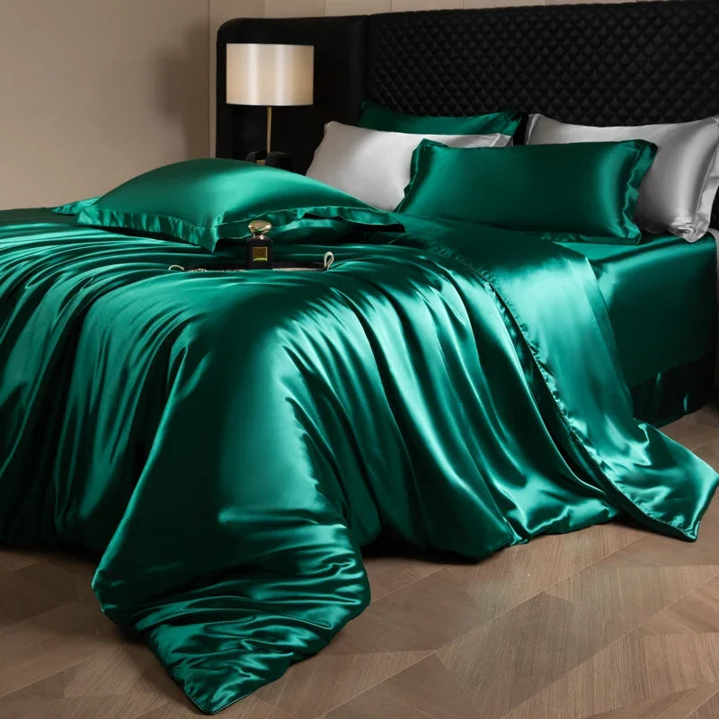 Luxury silk bedsheet set by 𝕄𝕔 𝕋𝕙𝕖 𝔹𝕝𝕒𝕔𝕜 𝔻𝕚𝕒𝕞𝕠𝕟�