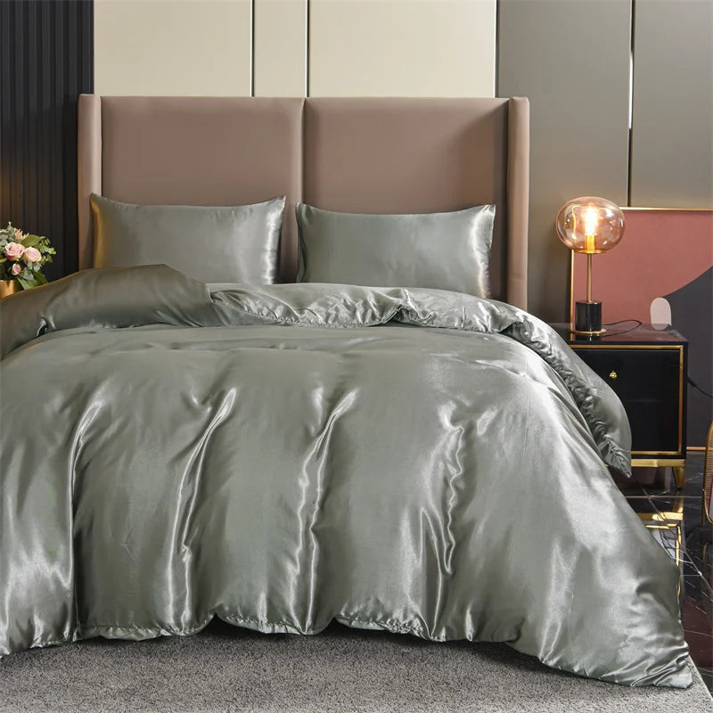 Three-piece satin duvet cover set from 𝕄𝕔 𝕋𝕙𝕖 𝔹𝕝𝕒𝕔𝕜 𝔻𝕚𝕒𝕞𝕠𝕟�