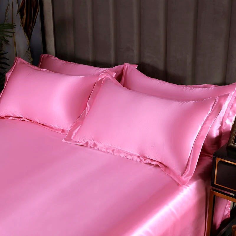 Silky satin duvet cover set with three pieces from 𝕄𝕔 𝕋𝕙𝕖 𝔹𝕝𝕒𝕔𝕜 𝔻𝕚𝕒𝕞𝕠�