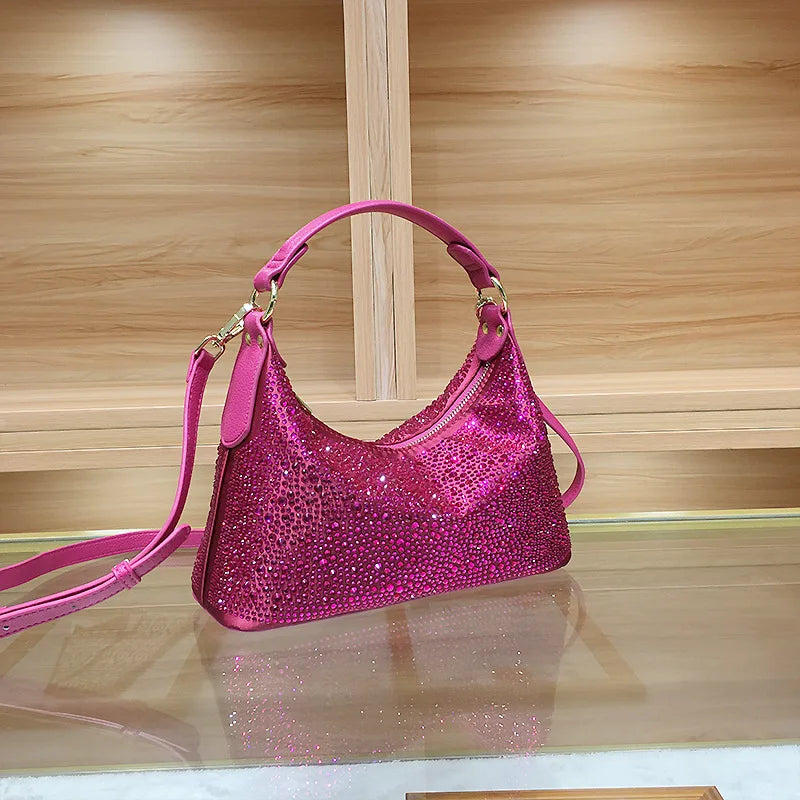 Womenโs shiny evening handbag by ๐๐ ๐๐๐ ๐น๐๐๐๐ ๐ป๐๐๐๐ ๐๏ฟฝ