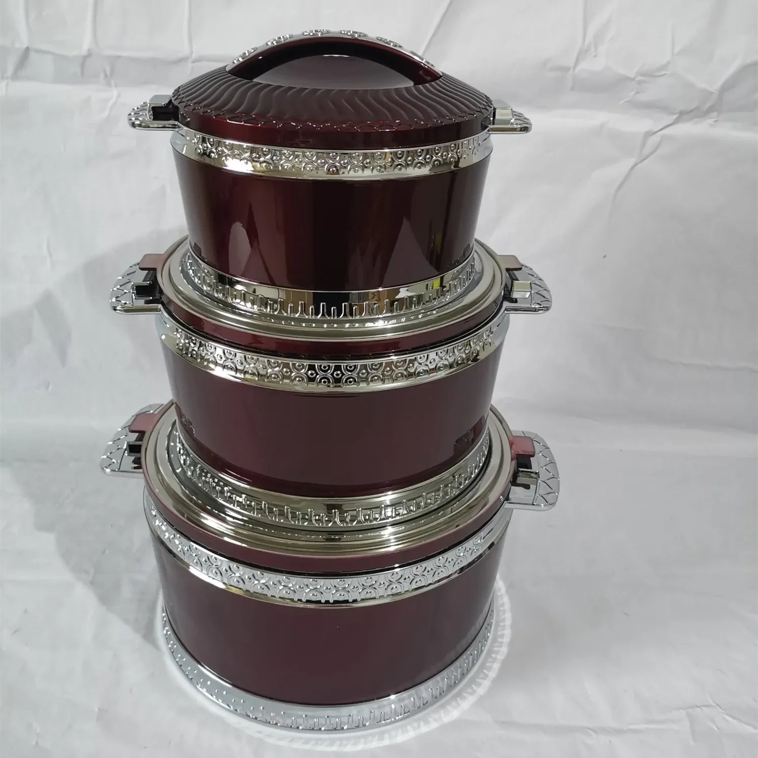 MC THE BLACK DIAMOND cast iron food warmer casserole set with lid, enamel-coated insulated hot pot for keeping dishes warm
