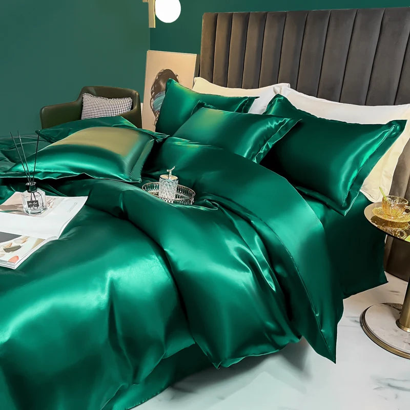 Luxury silk bedsheet set with duvet cover, pillowcases, and bedsheet from ๐๐ ๐๐๐ ๐น๐๐๐๐ ๐ป๐๐๏ฟฝ