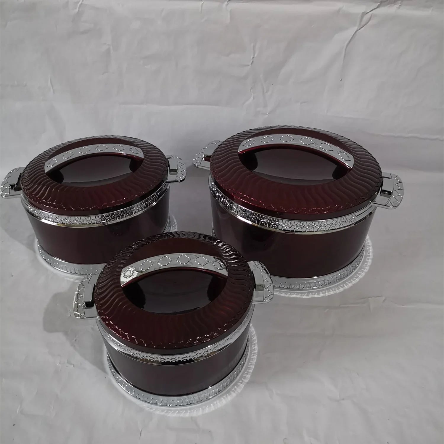 MC THE BLACK DIAMOND cast iron food warmer casserole set with lid, enamel coated, insulated hot pot for keeping food warm
