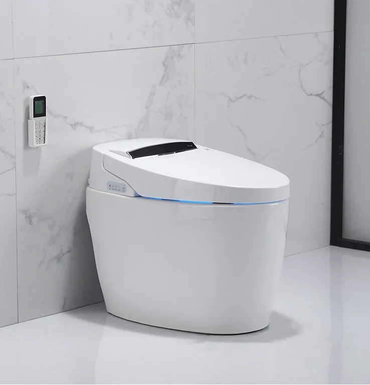 Fully automatic smart toilet by ๐๐ ๐๐๐ ๐น๐๐๐๐ ๐ป๐๐๐๐ ๐๐