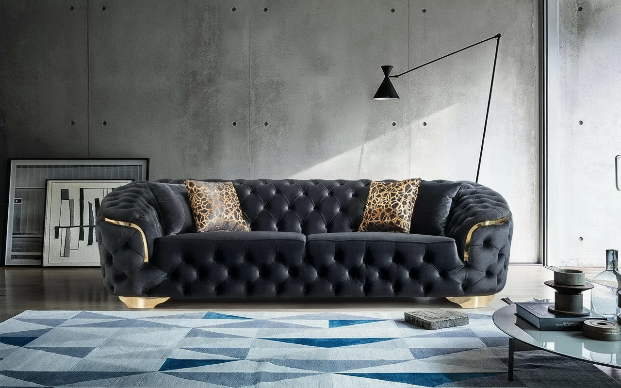 Black velvet 2-seater sofa from ๐๐ ๐๐๐ ๐น๐๐๐๐ ๐ป๐๐๐๐ ๐