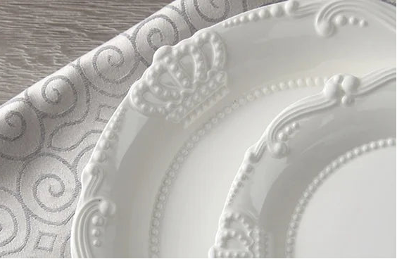 Royal Crown Relief Ceramic Dinner Plate Set