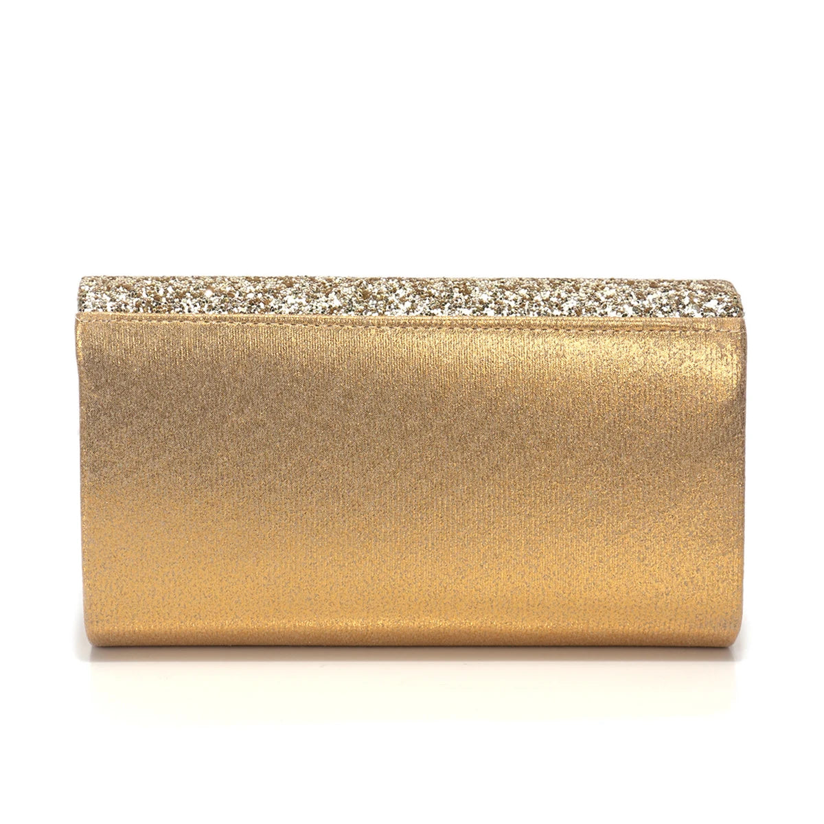 Black metal chain evening bag with glamorous design, featuring the 𝕄𝕔 𝕋𝕙𝕖 𝔹𝕝𝕒𝕔𝕜 𝔻𝕚𝕒𝕞𝕠