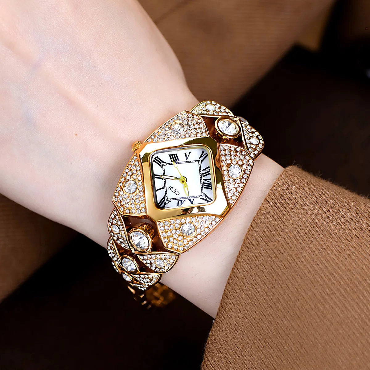 2025 New Women Watch Light Luxury Brand Diamond Inlaid Bracelet Watches Waterproof Ladies Fashion Quartz Clock Wristwatch Gift - https://mohammadcollection.com