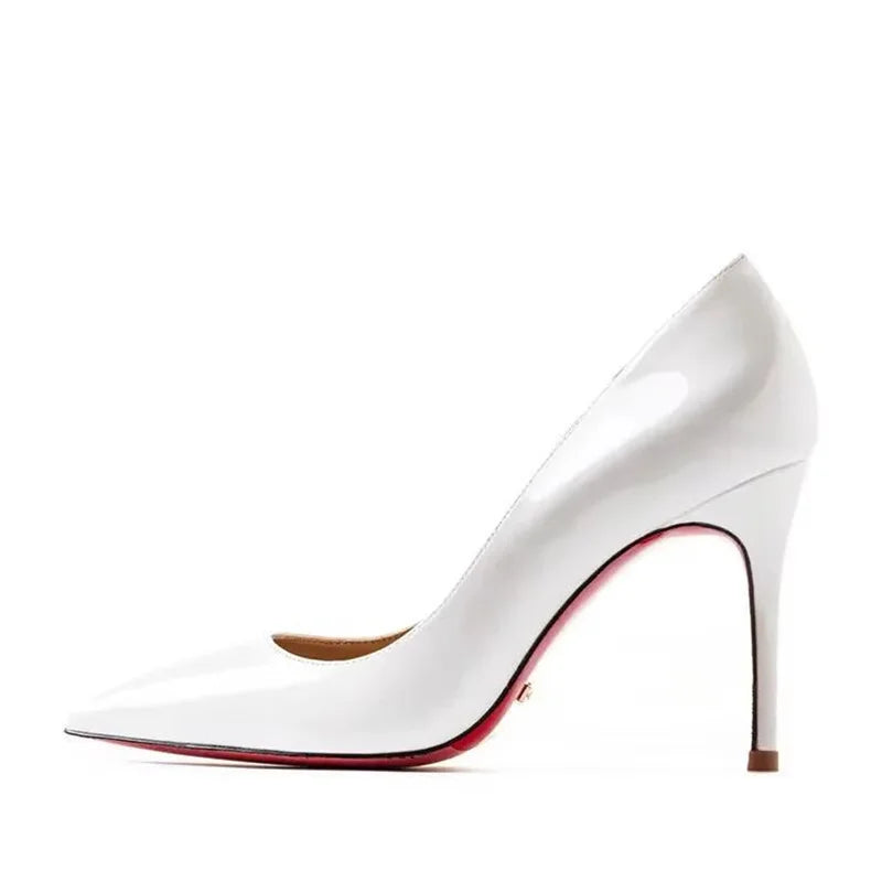 Plus size red women's pumps by 𝕄𝕔 𝕋𝕙𝕖 𝔹𝕝𝕒𝕔𝕜 𝔻𝕚𝕒𝕞𝕠𝕟�