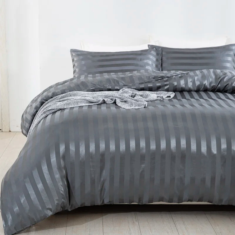 Luxury ivory white satin striped duvet cover set by 𝕄𝕔 𝕋𝕙𝕖 𝔹𝕝𝕒𝕔𝕜 𝔻𝕚𝕒𝕞𝕠�