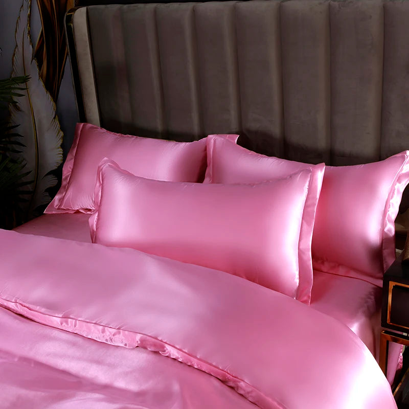 Set of three silky satin duvet cover bedsheets by 𝕄𝕔 𝕋𝕙𝕖 𝔹𝕝𝕒𝕔𝕜 𝔻𝕚𝕒𝕞𝕠�