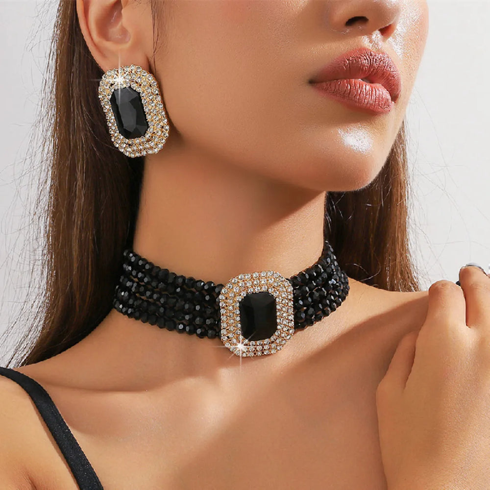 Crystal necklace and geometric square pearl earrings set by 𝕄𝕮 𝕋𝕙𝕖 𝔹𝕝𝕒𝕔𝕜 𝔻𝕚𝕒𝕞𝕠�