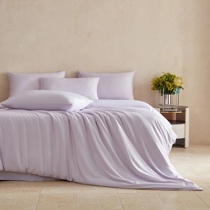 MC Collection 100% Mulberry Silk Bedding Set from 𝕄𝕔 𝕋𝕙𝕖 𝔹𝕝𝕒𝕔𝕜 𝔻𝕚𝕒𝕞𝕠