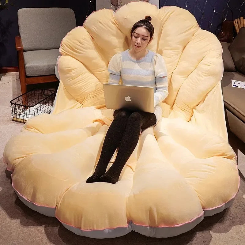 Large Clamshell Plush Cushion Giant Shuck Plush Pillow Seashell Sofa Decorative Stuffed Pillow Sleeping Backrest Floor Cushion