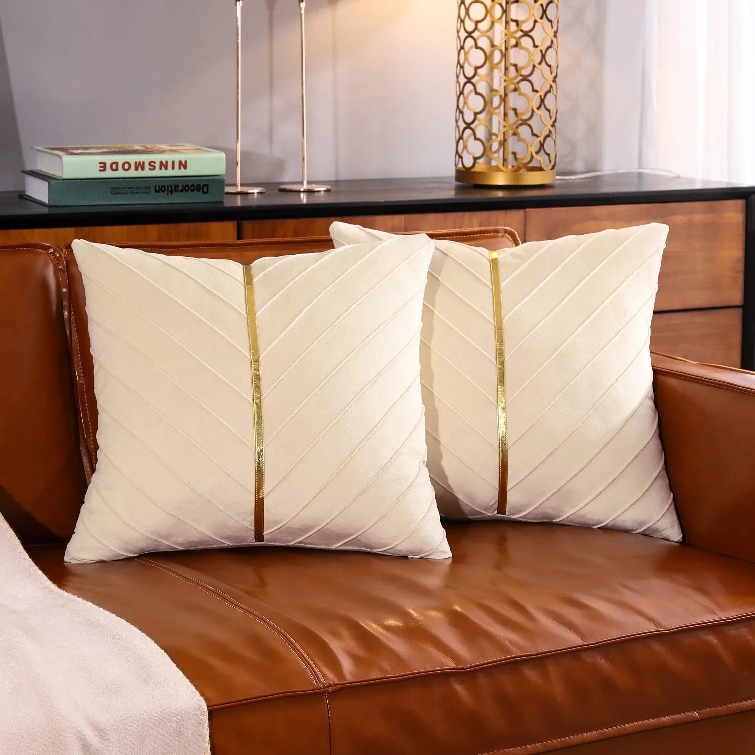 Luxury modern pillow covers set with elegant black diamond pattern, made by 𝕄𝕔 𝕋𝕙𝕖 𝔹𝕝𝕒𝕔𝕜 𝔻𝕚𝕒𝕞�